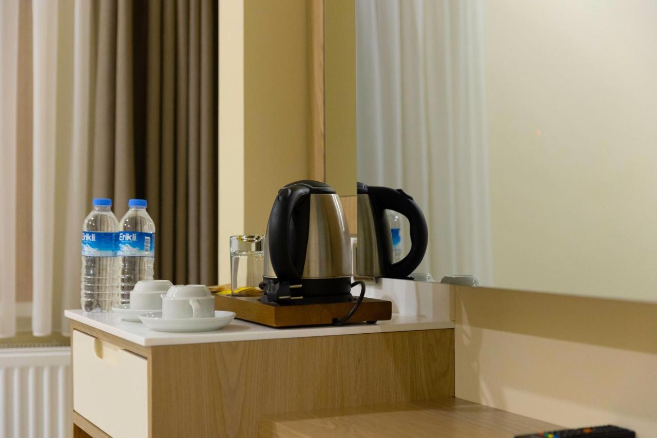 Brako Hotel Istanbul Bagian luar foto