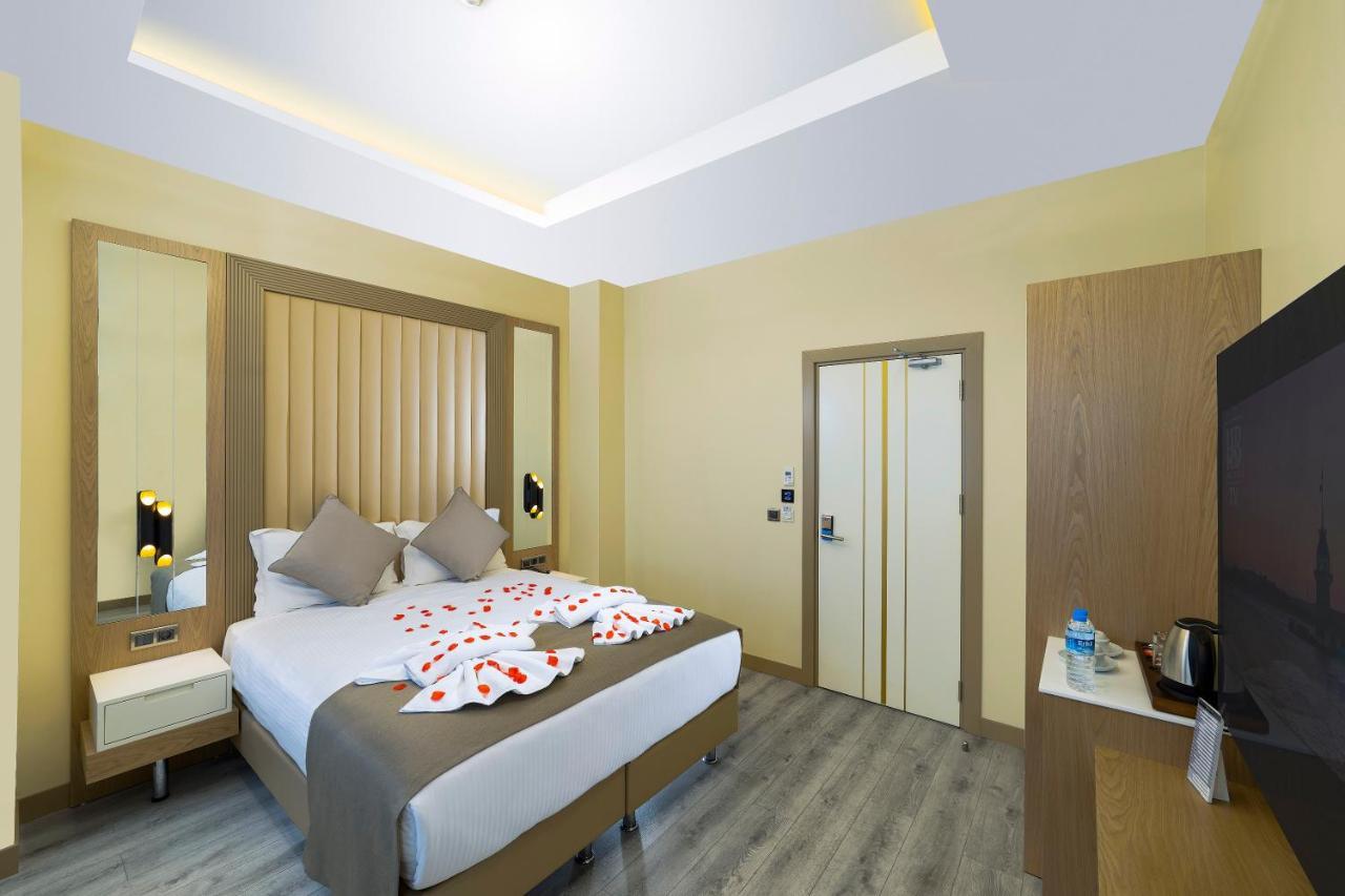 Brako Hotel Istanbul Bagian luar foto